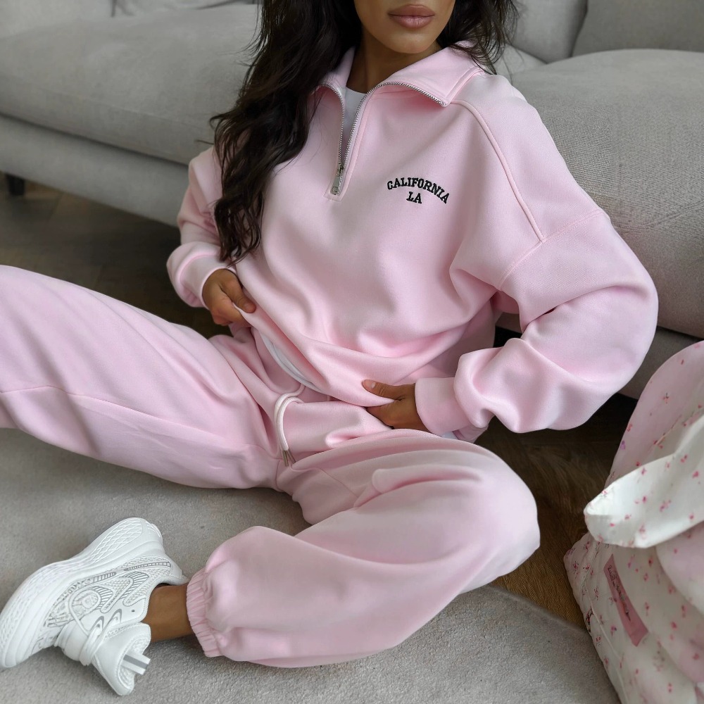 Embroidery - Spor Tarzı Harf İşlemeli Kapüşonlu Üst
